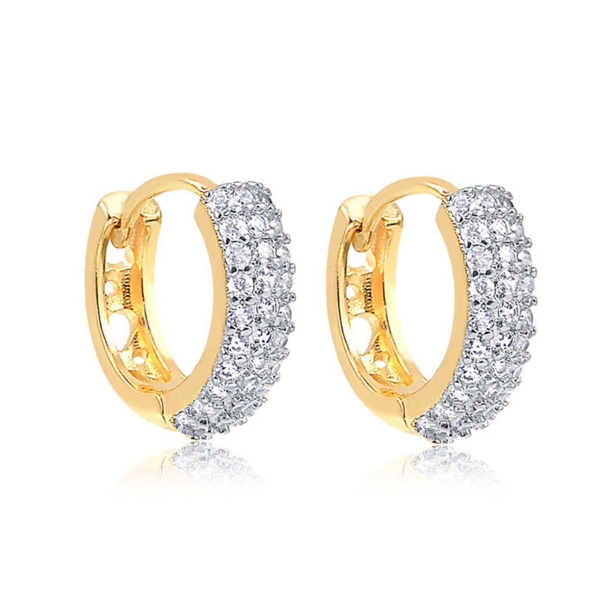 Trio de argolas de clic cravejados em zircônias