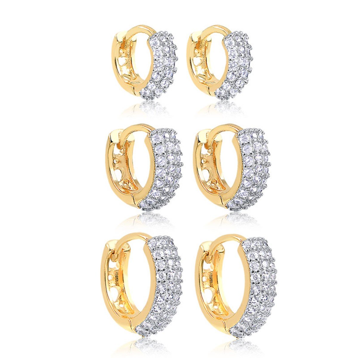 Trio de argolas de clic cravejados em zircônias